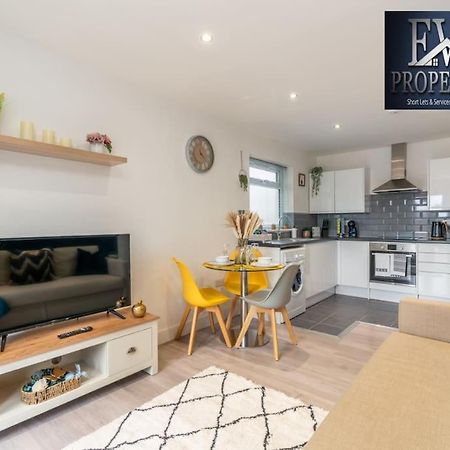 Charming Cosy Getaway Ideal For Leisure & Business Southampton Luaran gambar