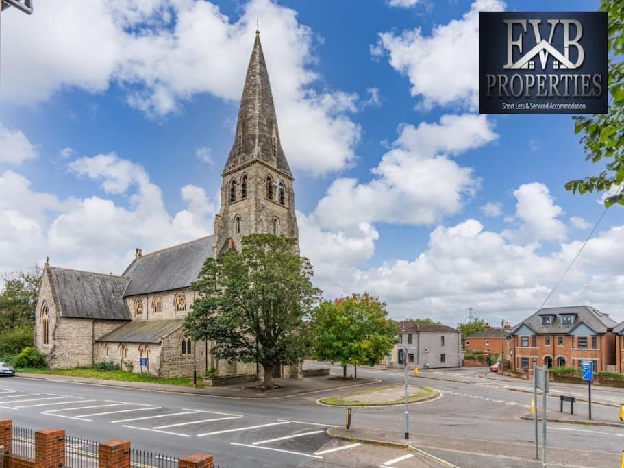 Charming Cosy Getaway Ideal For Leisure & Business Southampton Luaran gambar
