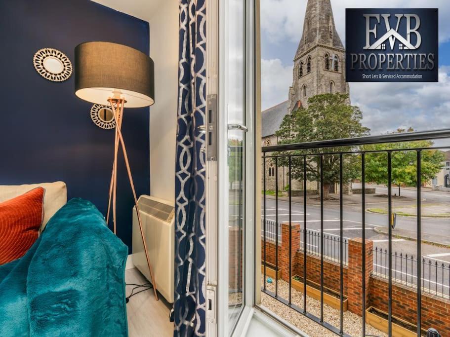 Charming Cosy Getaway Ideal For Leisure & Business Southampton Luaran gambar