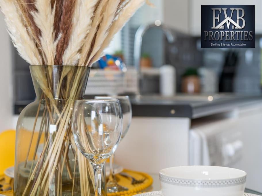 Charming Cosy Getaway Ideal For Leisure & Business Southampton Luaran gambar