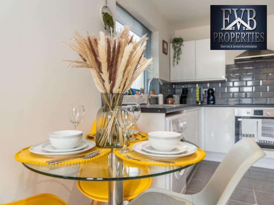 Charming Cosy Getaway Ideal For Leisure & Business Southampton Luaran gambar